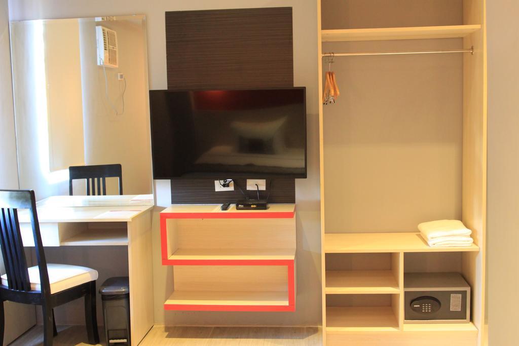 Sumo Asia Hotels - Davao Phòng bức ảnh